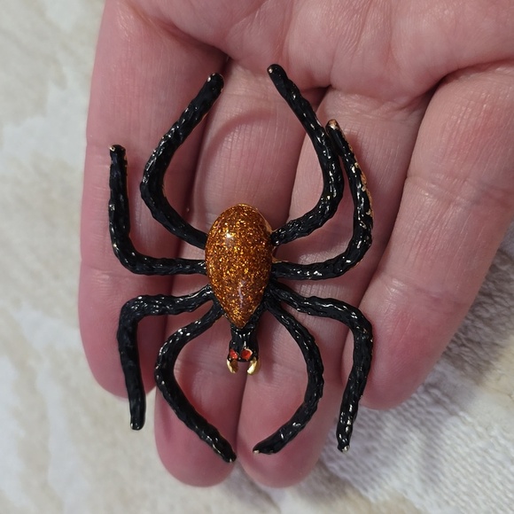 Vintage Large Spider Pin (Brooch) Orange and Black - Picture 4 of 4